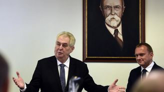 Prezident Zeman jmenoval 52 profesorů, nikoho neodmítl