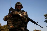 Převratu nechtějí přihlížet. Okolní státy plánují vojenskou intervenci v Nigeru