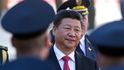 Čínský prezident Si Ťin-pching poprvé od začátku pandemie opustil pevninskou Čínu. Přijel na dvoudenní návštěvu Hongkongu, který si připomíná významné výročí.
