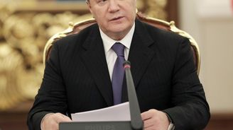 Janukovyč se dopustil vlastizrady, rozhodl ukrajinský soud Janukovyč se dopustil vlastizrady, rozhodl ukrajinský soud