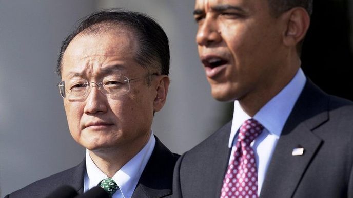 Prezident USA Obama představil kandidáta na post prezidenta Světové banky. Je jím  prezident univerzity Dartmouth College Jim Yong Kim.