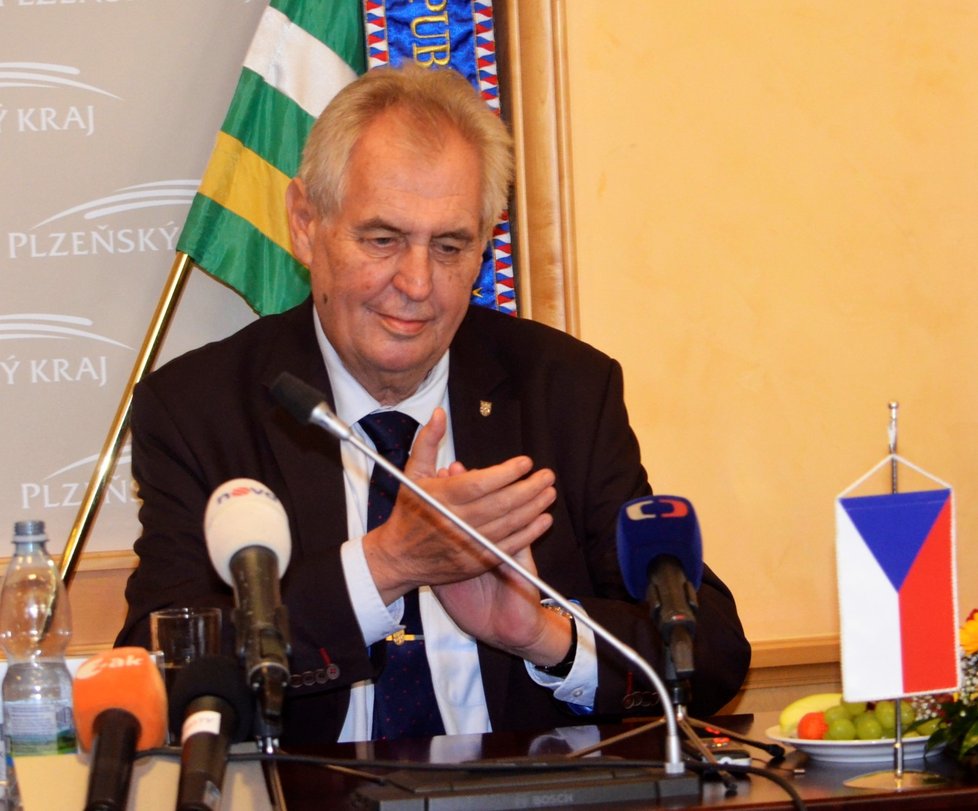 Prezident Zeman na návštěvě Krajského úřadu v Plzni.