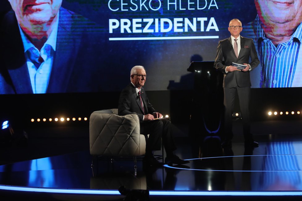 První společnou debatu prezidentských kandidátů vysílala TV Prima.