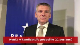 Prezident kandiduje na prezidenta. Hynka podpořili poslanci.