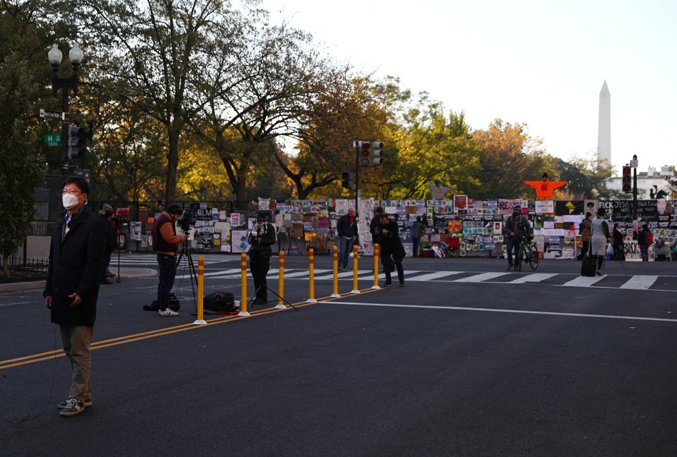 Prezidentské volby v USA: Oproti volebnímu dni ulice zejí prázdnotou, (4.11.2020)
