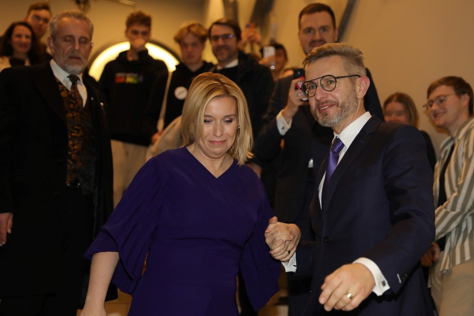 Prezidentské volby 2023: Danuše Nerudová po debatě na TV Nova vyrazila mezi své příznivce (12.1. 2023)