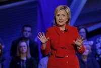 Clintonová v poslední televizní debatě: Jsem prověřeným bojovníkem