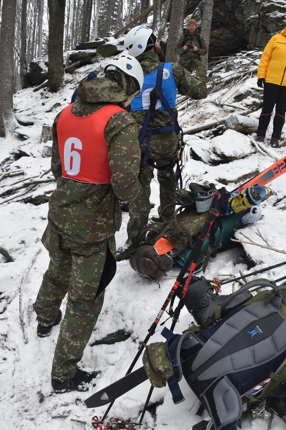 Drsný armádní závod Winter Survival probíhal v Jeseníkách.