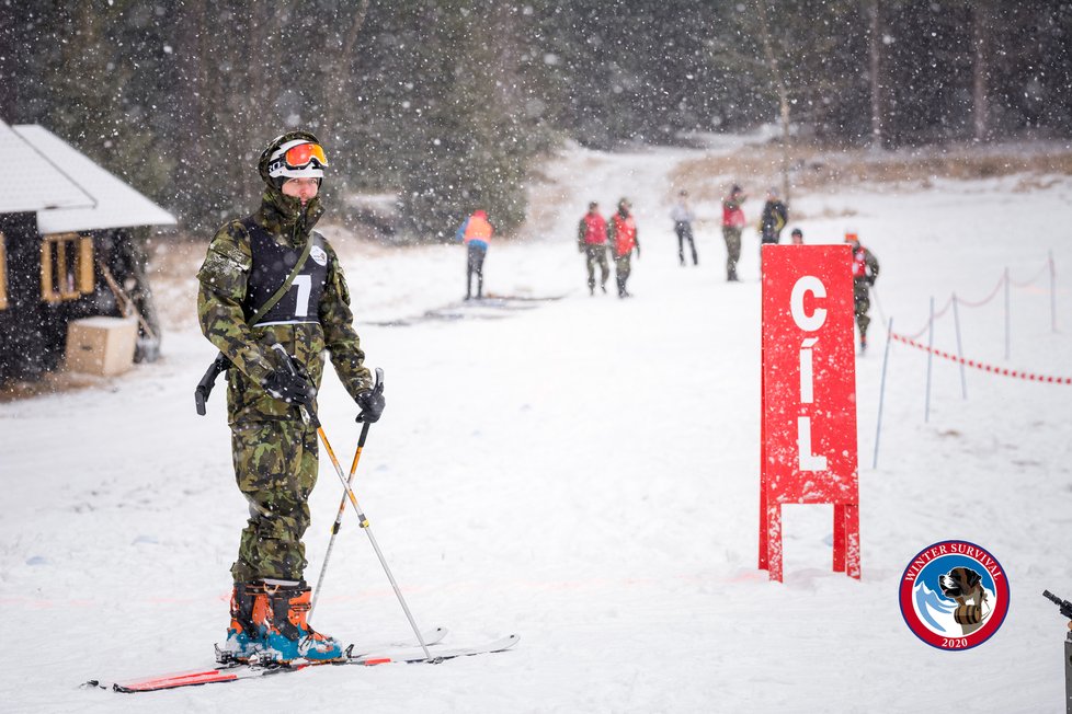 Drsný armádní závod Winter Survival probíhal v Jeseníkách.