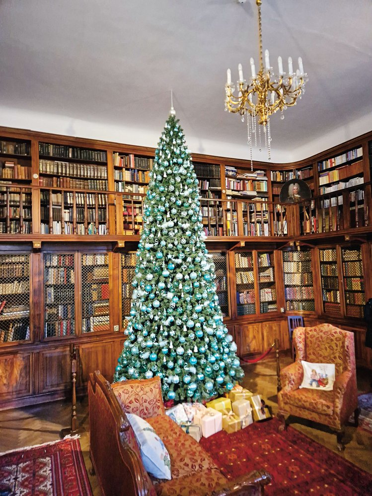 Vánoční výstava Příběh vánočního stromečku na zámku Loučeň