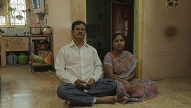 Indický menstruační hrdina způsobil revoluci s vložkami: Testoval je sám na sobě