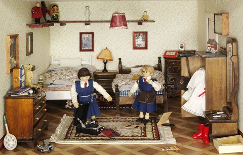 Retro domečky pro panenky, které poprvé uvidíte i u nás. Jsou fascinující!