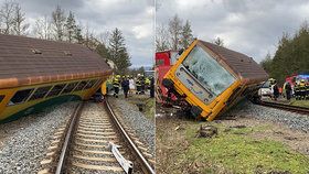 Na Příbramsku se srazil vlak s náklaďákem: Na místě jsou čtyři zranění 