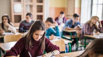 Přijímačky bez psychického kolapsu: Jak připravit dítě a neztratit u toho zdravý rozum? Přijímačky bez psychického kolapsu: Jak připravit dítě a neztratit u toho zdravý rozum?