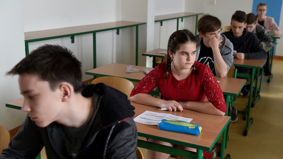 Jednotné přijímací zkoušky na střední školy (12. duben 2018)