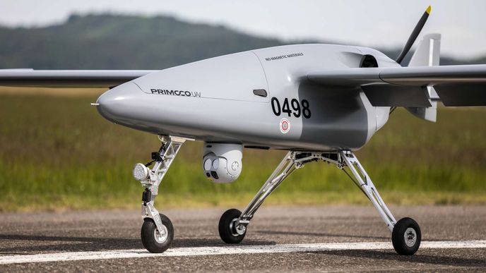 Drony firmy Primoco UAV budou nově vybaveny naváděnými střelami typu vzduch – vzduch s využitím i proti pozemním cílům . Drony firmy Primoco UAV budou nově vybaveny naváděnými střelami typu vzduch – vzduch s využitím i proti pozemním cílům .