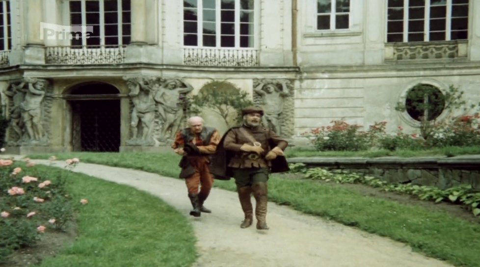 Filmový záběr z Princ a Večernice – Zámek Ploskovice