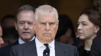 Britská policie zadržela bratra krále Karla III. Andrewa. Zadržení souvisí s kauzou Epstein Britská policie zadržela bratra krále Karla III. Andrewa. Zadržení souvisí s kauzou Epstein