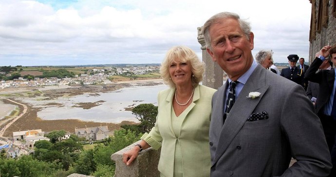 Charles a jeho druhá žena Camilla. Zpráva o Alzheimeru ji zdrtila.