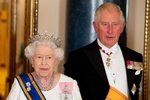 Princ Charles a královna Alžběta