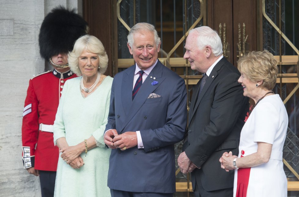 Princ Charles s manželkou Camillou na návštěvě Kanady