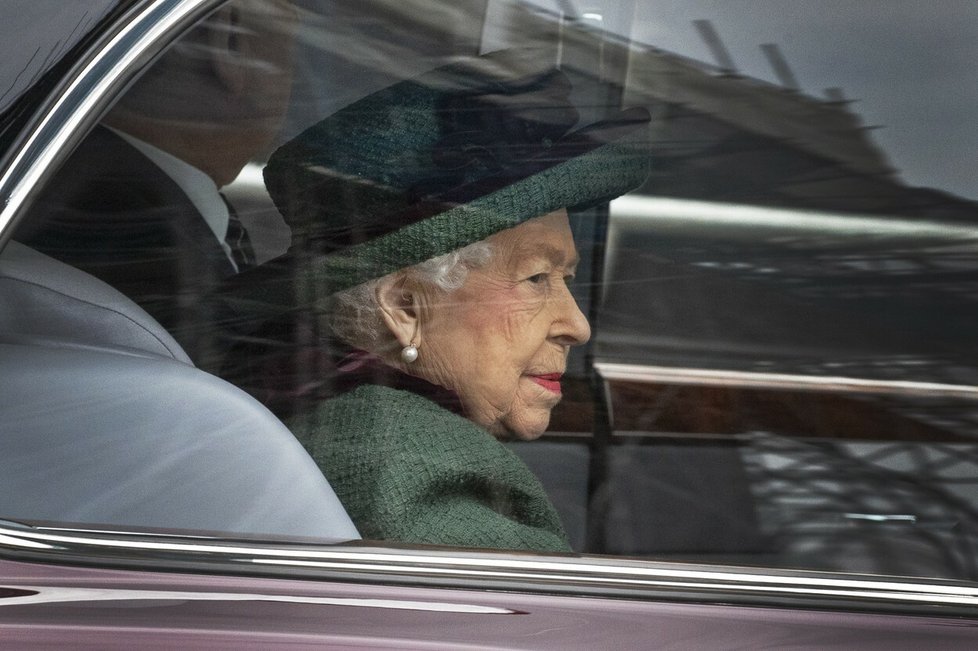 Vzpomínková mše na Prince Philipa ve Westminsterském opatství. - PKrálovna Alžběta II.