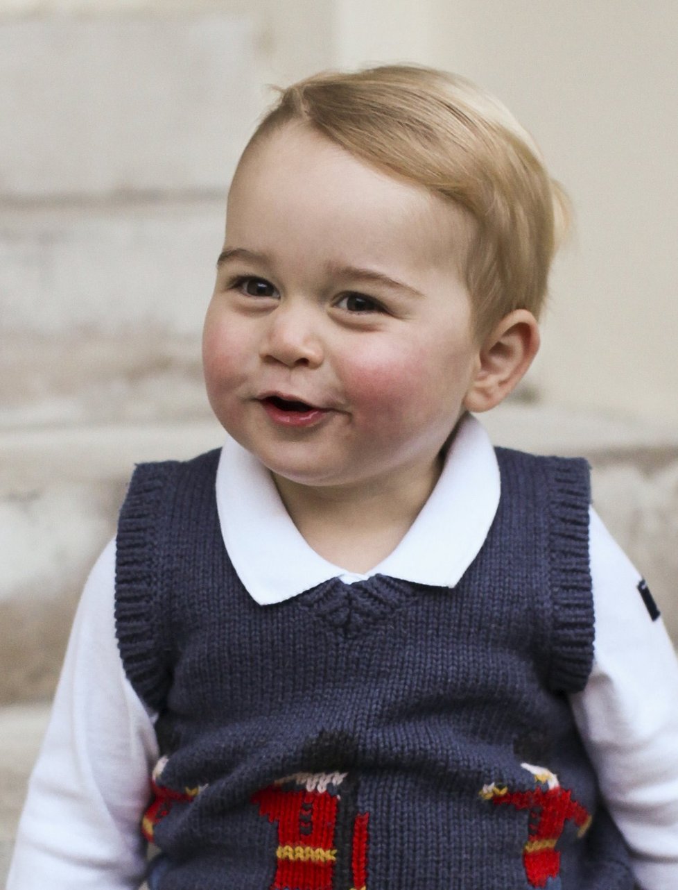 Princ George v prosinci roku 2014.