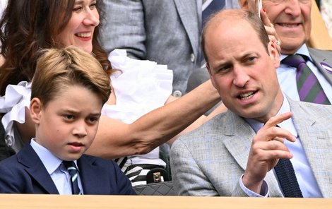 Princ George se svým otcem na finále Wimbledonu