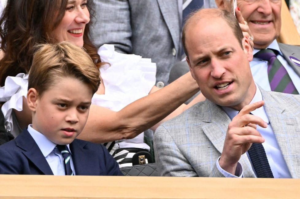 Princ George se svým otcem na finále Wimbledonu