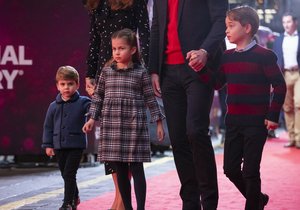 Královské děti Louise, Charlotte a George