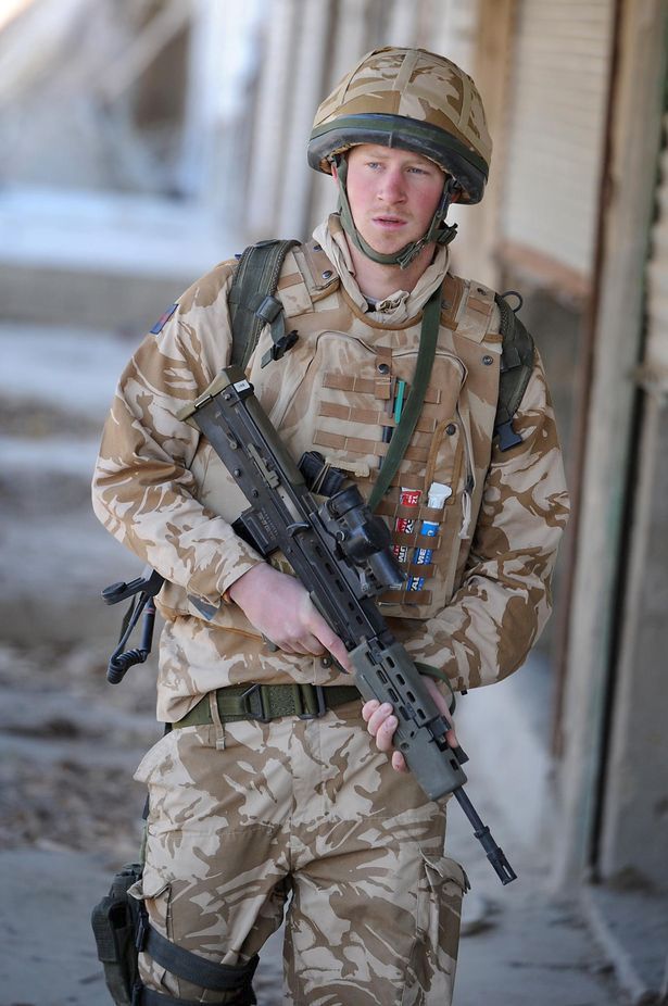 Princ Harry během služby v Afghánistánu.