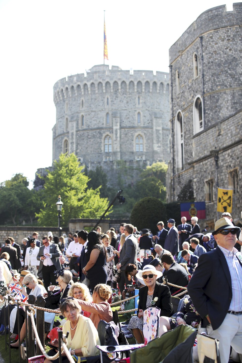 Británie slaví svatbu prince Harryho a Meghan Markle.