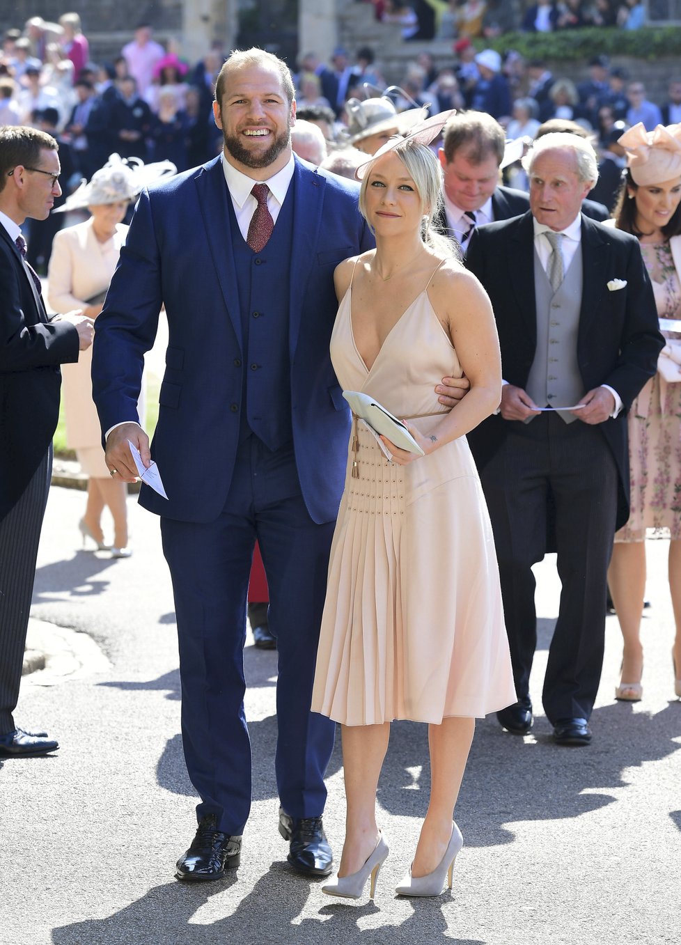 James Haskell a  Chloe Madeley přijeli na hrad Windsor.