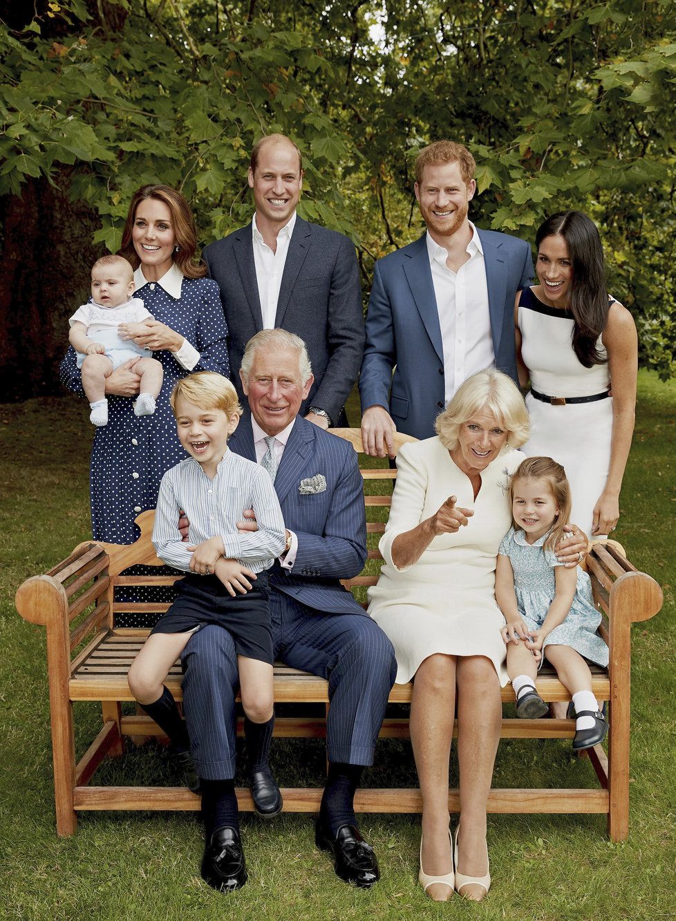 Oficiální portrét královské rodiny při příležitosti 70. narozenin prince Charlese