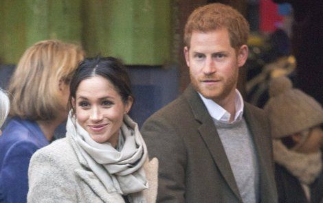 Harry tvoří s Meghan velmi sympatický pár.