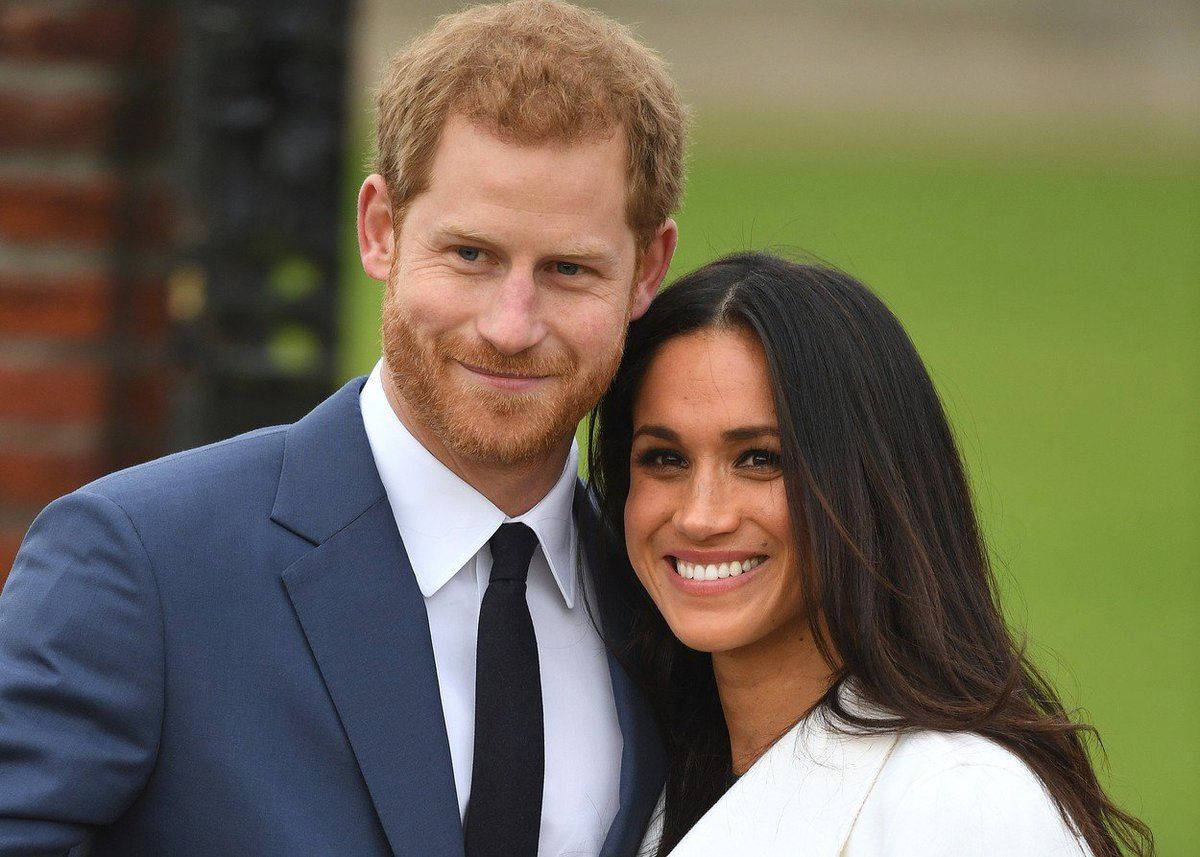 Harry tvoří s Meghan velmi sympatický pár.