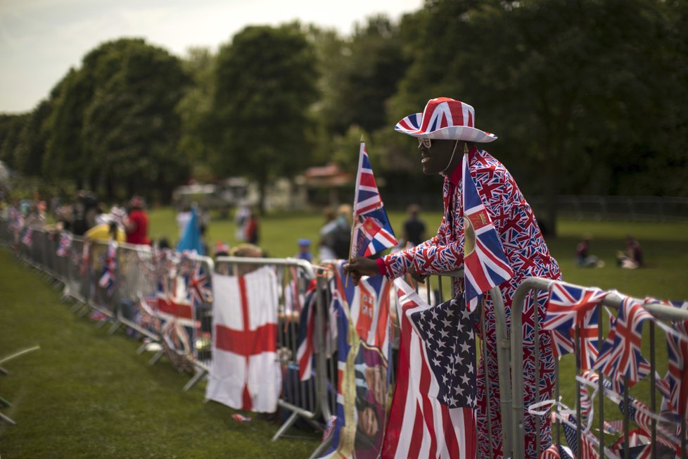 Davové šílenství kolem svatby prince Harryho a Meghan Markle