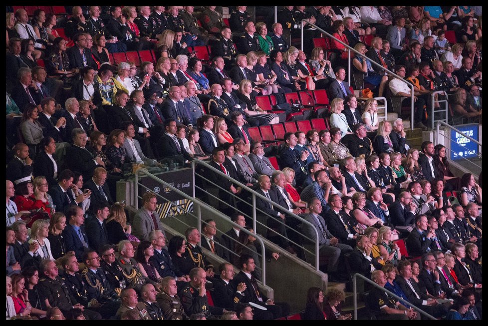 V torontské hale Air Canada Centre to vypadalo, že se k sobě nemají.