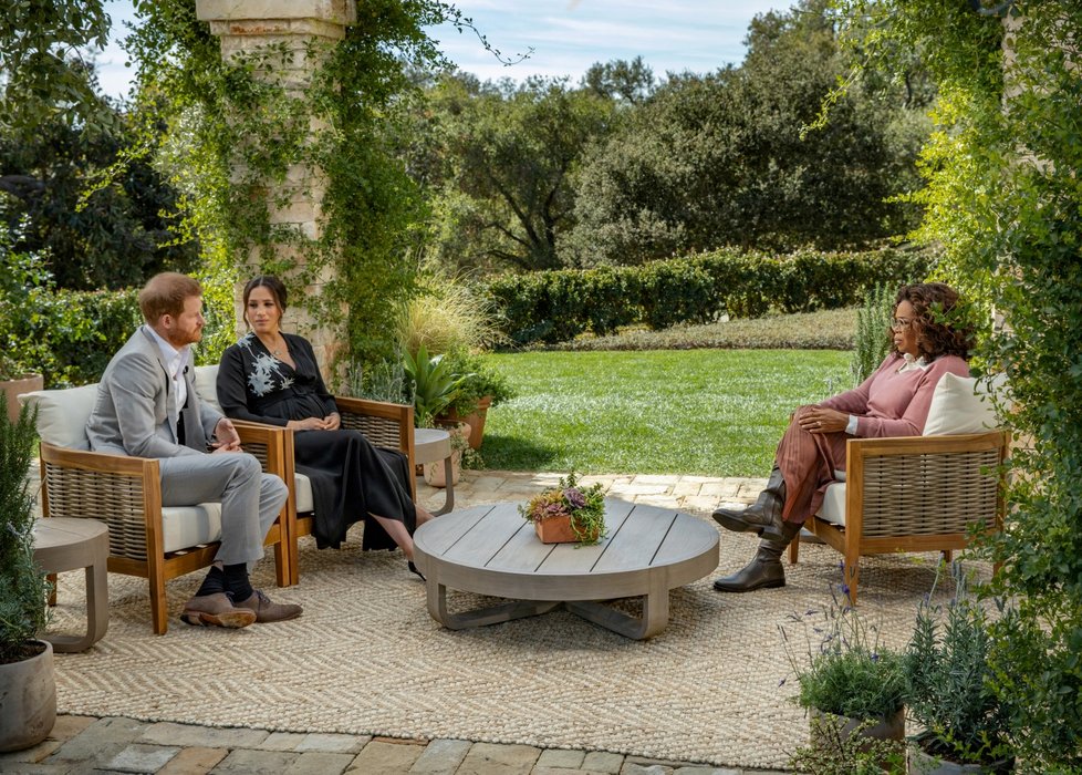 Princ Harry a Meghan Markle dali šokující rozhovor slavné moderátorce Oprah.