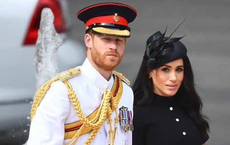 Meghan prý ohrožovala v době, kdy spolu začali chodit, krásná modelka.