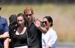 Meghan a Harry opouštějí Austrálii. 