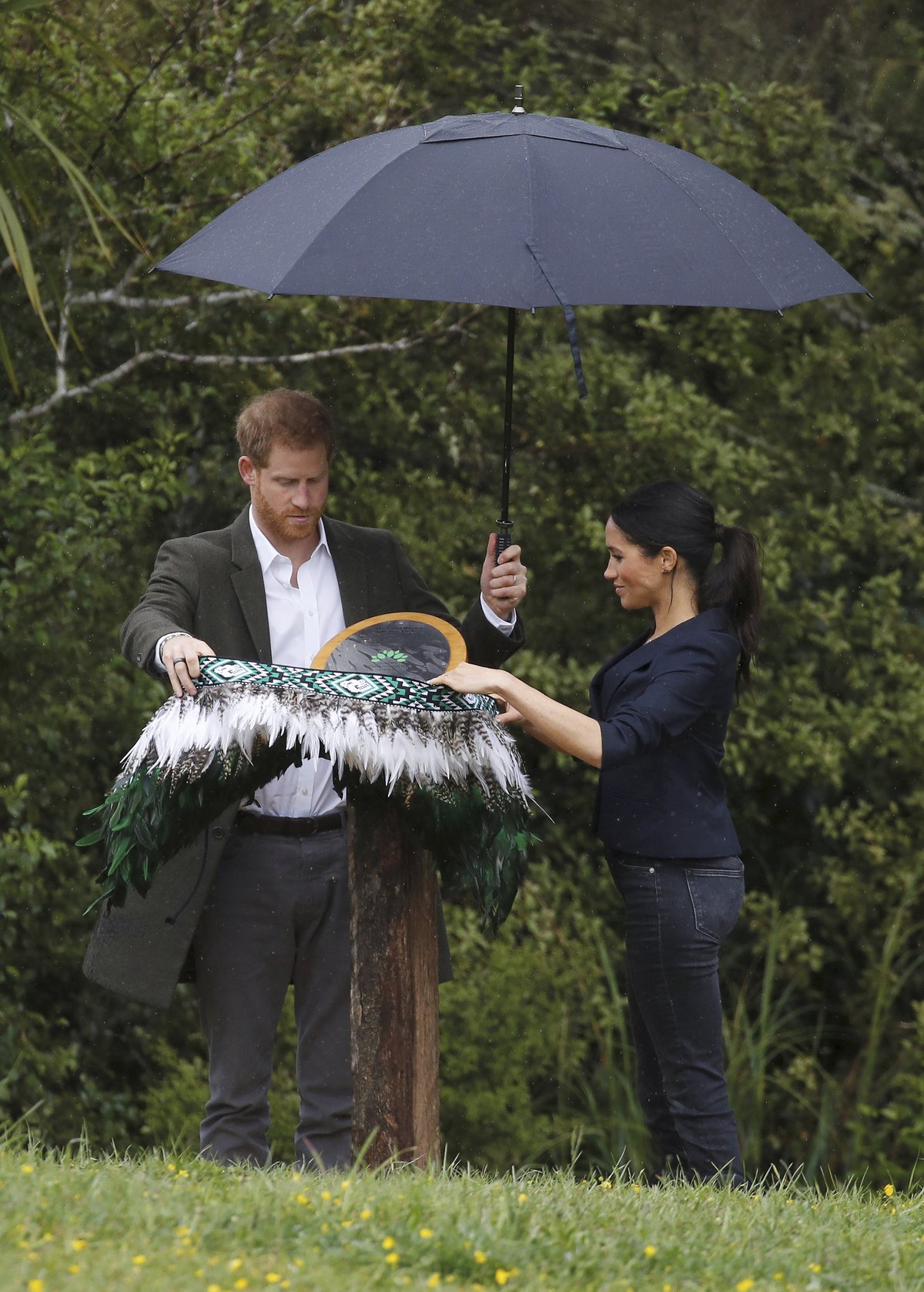 Princ Harry a vévodkyně Meghan při návštěvě národního parku na Novém Zélandu.