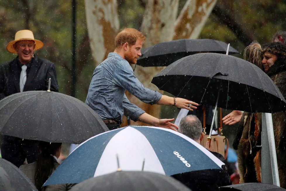 Princ Harry a Meghan Markle na oficiální návštěvě v Austrálii.