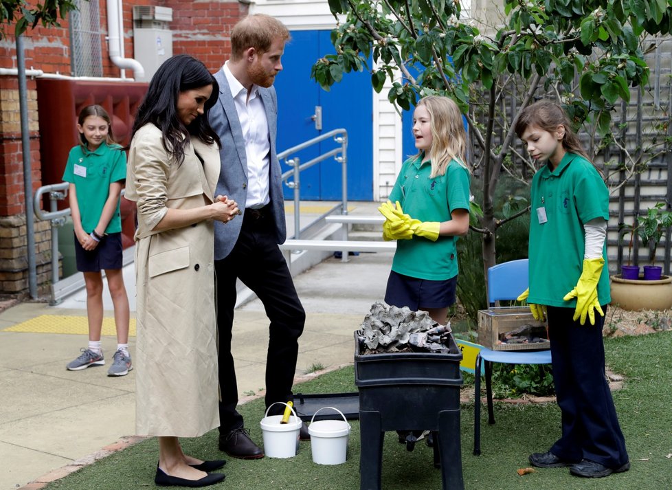 Princ Harry s těhotnou Meghan při návštěvě města Merlbourne v Austrálii.