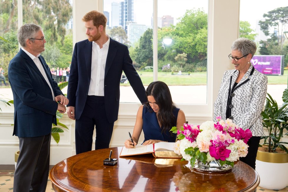 Princ Harry s těhotnou Meghan při návštěvě města Melbourne v Austrálii.