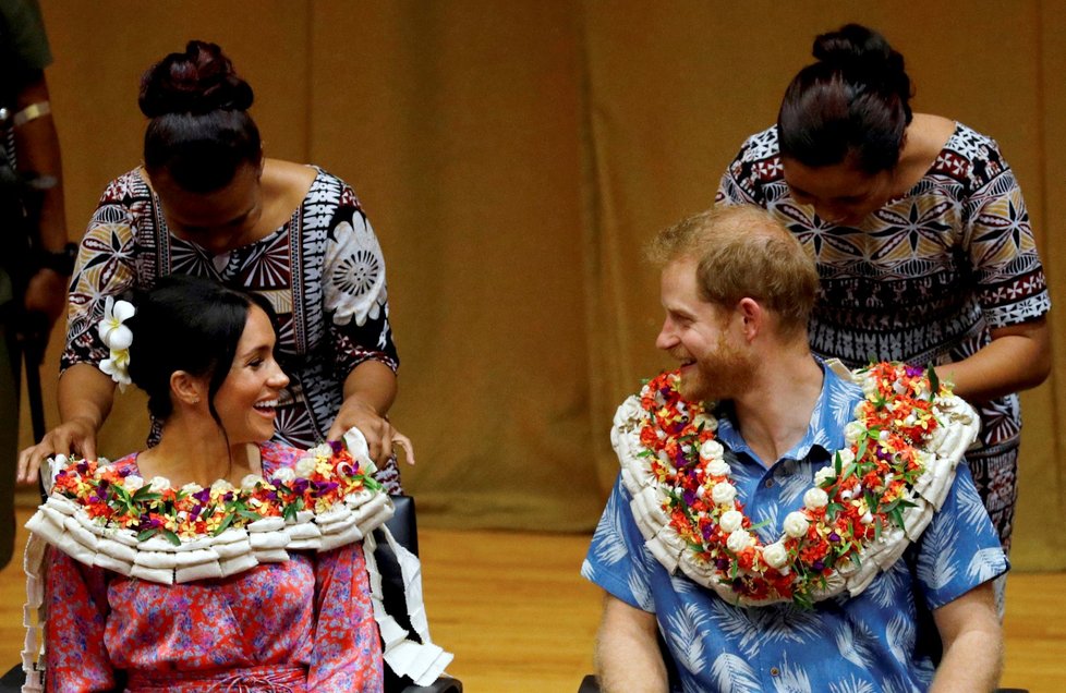 Princ Harry a Meghan Markle na oficiální návštěvě na ostrově Fiji.