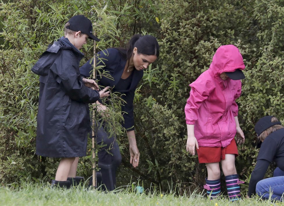 Princ Harry a vévodkyně Meghan při návštěvě národního parku na Novém Zélandu.