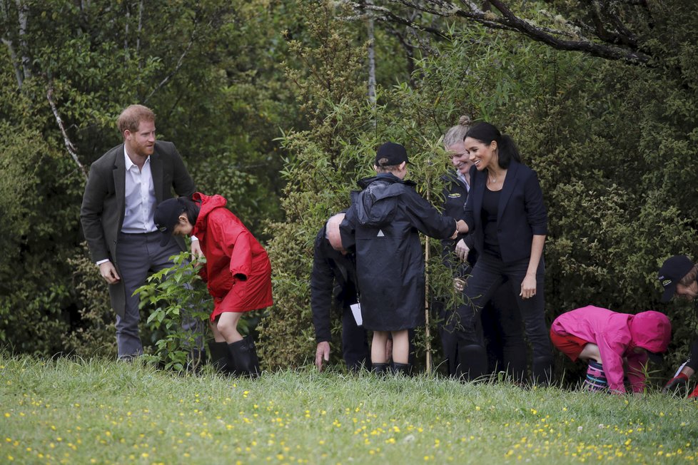 Princ Harry a vévodkyně Meghan při návštěvě národního parku na Novém Zélandu.