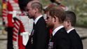 Princ Harry a princ William na pohřbu svého dědečka