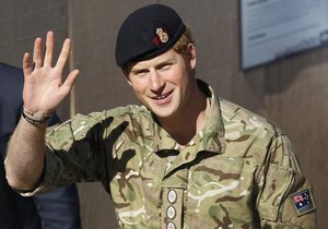 Princ Harry označil službu v australské armádě za fantastickou.